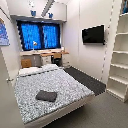 Office House Services 207 * הלסינקי