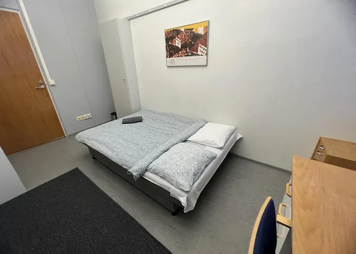 Office House Services 207 Хостел Хельсинки